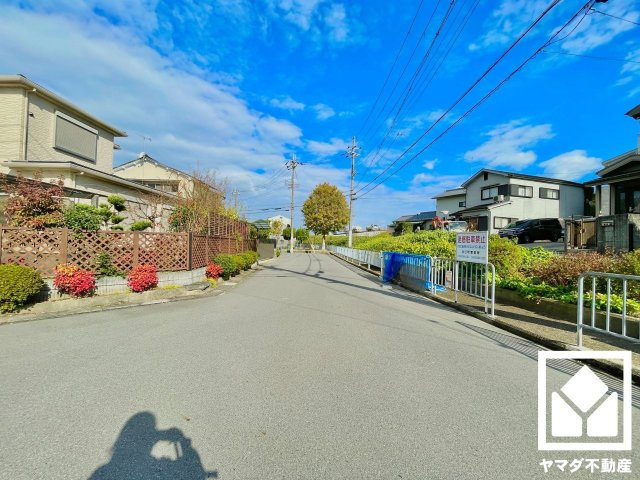 伏見区久我御旅町の前面道路含む現地写真
