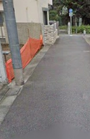 広尾3丁目　売地　の前面道路含む現地写真