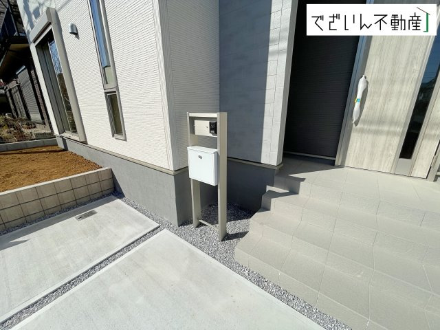 【玄関】 | Livele Garden.S嵐山町志賀第2　新築住宅 | 現地(2026年2月撮影)