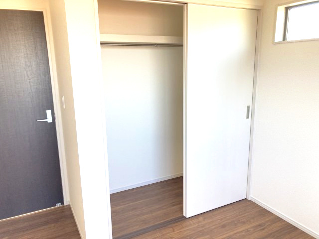 第1沼田市材木町　新築戸建　1号棟の収納|２階洋室2収納です。