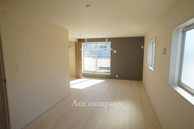 【寝室】 | 東大阪市大蓮東1丁目　【1号棟/全2棟】 | 【3階：洋室4.5帖＋5.5帖（※現況2ドア1ルーム）】