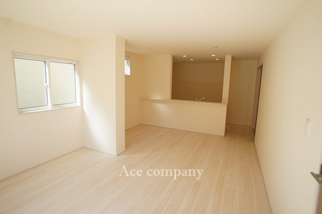 【居間・リビング】 | 東大阪市大蓮東1丁目　【1号棟/全2棟】 | 【LDK：17帖】