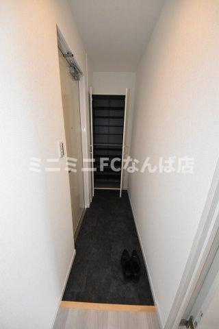 ソラシアレジデンス九条の玄関