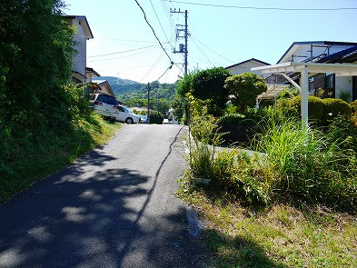 【前面道路含む現地写真】 | 伊東市荻　売地