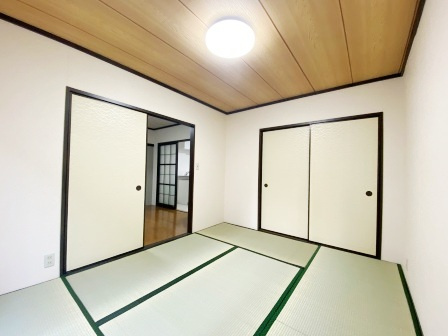 コーポ杉の子の和室