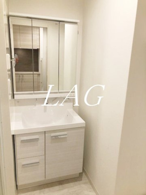 【洗面所】 | ヴィアソーレK | 独立洗面台です。