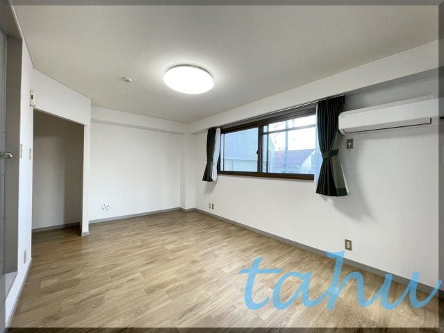 豊島区雑司が谷２丁目のアパートの居間・リビング