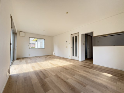 【居間・リビング】 | 丹波篠山市住吉台戸建