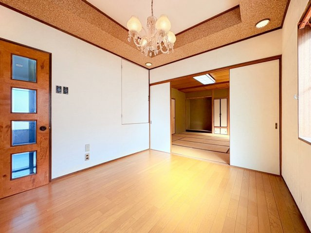 梅津上田町の洋室