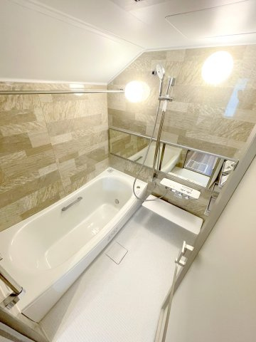 （仮称）杉並区松ノ木３丁目メゾンの浴室|★追い焚き・浴室乾燥付きバスルーム★