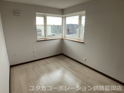 【洋室】 | 昭和北3丁目190-1619売家 | 内装リフォーム済で、ピカピカ！気持ち良くお過ごしいただけます