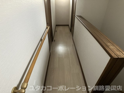 【その他】 | 昭和北3丁目190-1619売家 | スッキリとした2階廊下スペース。安心の手摺り付きです！