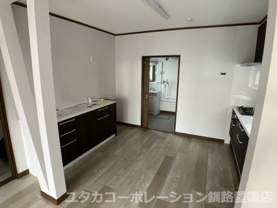 【キッチン】 | 昭和北3丁目190-1619売家 | 広々独立キッチンスペース。お料理のお手伝いも大歓迎です♪