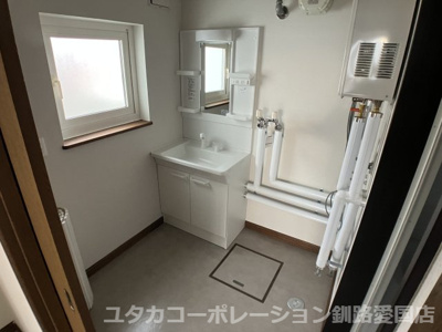 【独立洗面台】 | 昭和北3丁目190-1619売家 | 水回りもリフォーム交換でシャワー付洗面台も新品！ピカピカ！