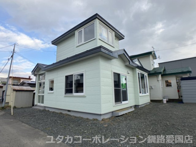 【外観】 | 昭和北3丁目190-1619売家 | 道路沿い南西向きで、遮る物が無いので日当たり良好、暖かです♪