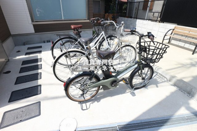 【その他共用部分】 | FDS吹田1番館 | 自転車通勤にも便利な駐輪場付き♪