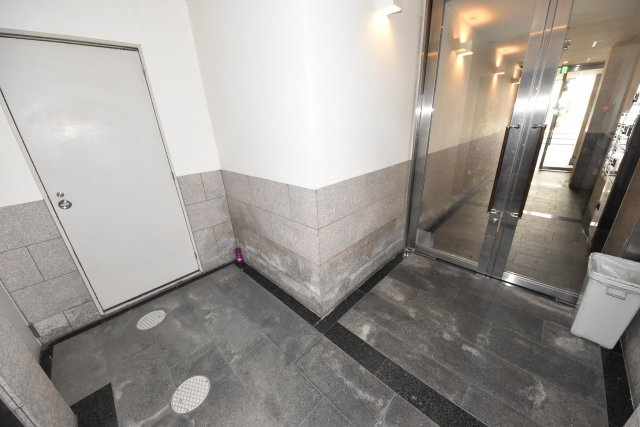 日本橋コゥジィアパートメントのエントランス