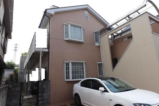 ロイヤルハイツの外観