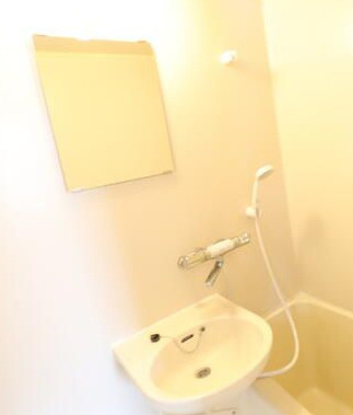 ロイヤルハイツの洗面所