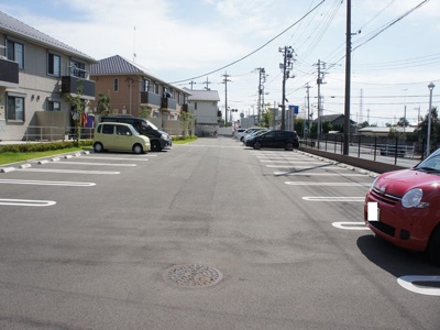 【駐車場】 | グリーンスクエアＡ | 駐車場2台込みです♪