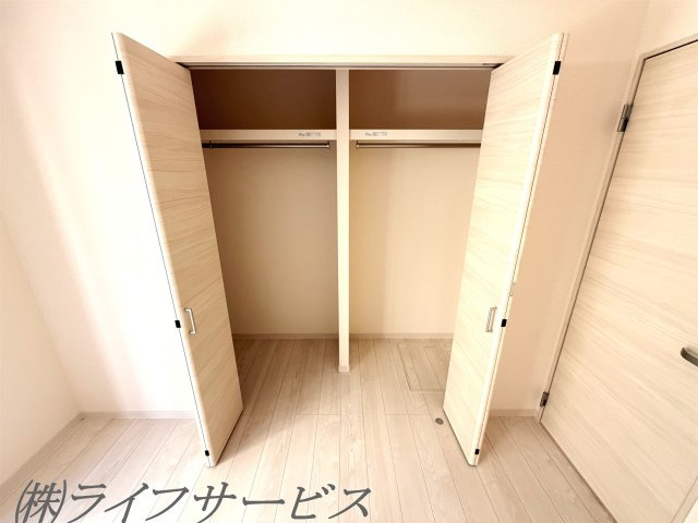 【洋室】 | 塚本５丁目新築戸建 | １階サービスルーム/クローゼット有