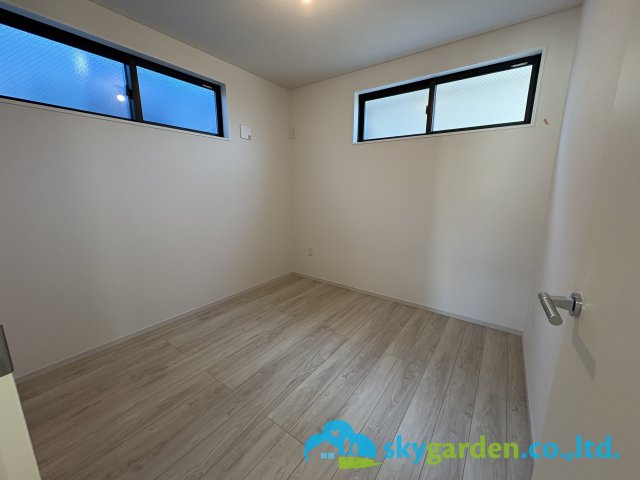 茅ヶ崎市矢畑2期　新築戸建　全5棟　2号棟の収納|２階収納部屋