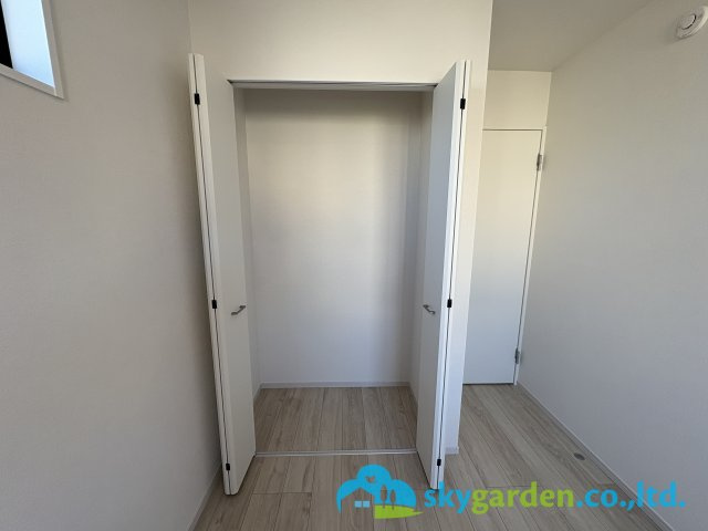 茅ヶ崎市矢畑2期　新築戸建　全5棟　2号棟の収納|大きなものも収納できそうです