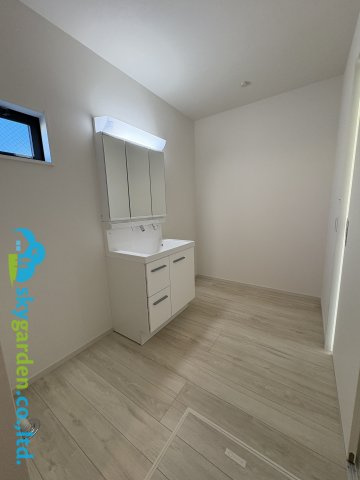 茅ヶ崎市矢畑2期　新築戸建　全5棟　2号棟の脱衣所