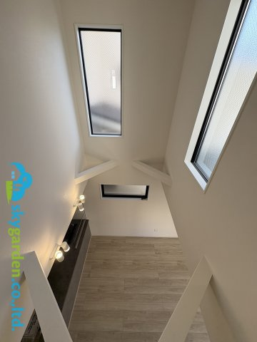 茅ヶ崎市矢畑2期　新築戸建　全5棟　2号棟の内装|吹抜の様子