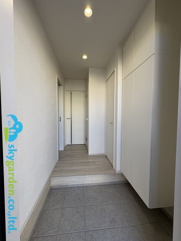 茅ヶ崎市矢畑2期　新築戸建　全5棟　2号棟の玄関