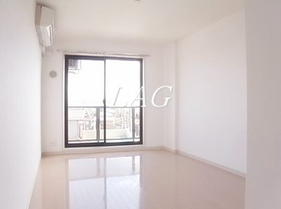 【居間・リビング】 | Ｃｕｂｅ’ｓ | 洋室です。