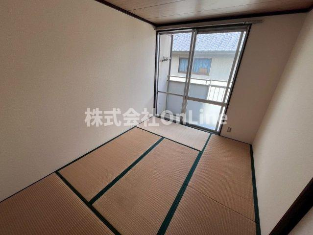 【寝室】
