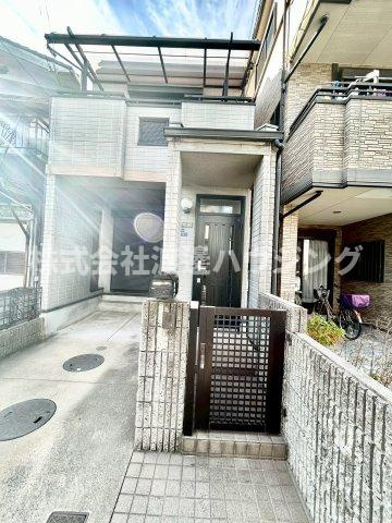 南野口町一戸建のエントランス