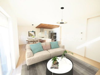 【居間・リビング】 | 現地写真（リビング）ＬＤＫは広々19.3帖！南側の広いお庭に面していますので、陽あたり良好です♪