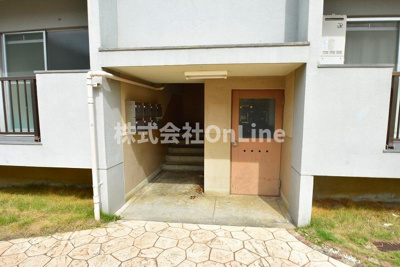 【エントランス】 | グレースコーポラス