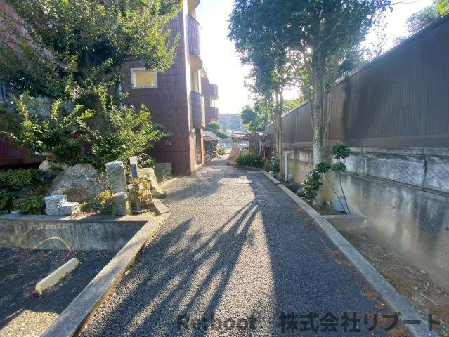 エクセレント丸太 の周辺