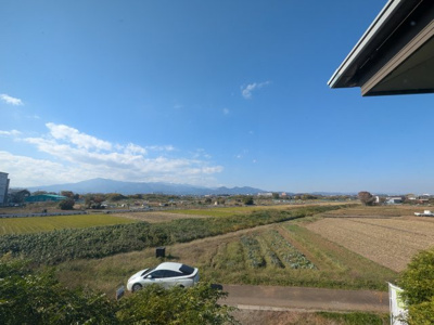 【展望】 | 上品な素材が際立つ、品格あふれる空間～座間市四ッ谷　戸建て～ | 広がる田園風景に癒される、贅沢なロケーションです