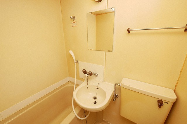 Ｉ　ｃｕｂｅ玉造の洗面所