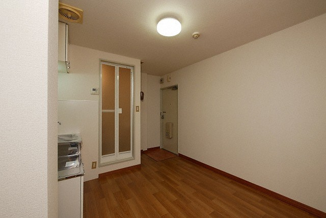 Ｉ　ｃｕｂｅ玉造の居間・リビング