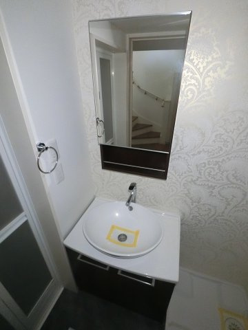 LUTELLAの独立洗面台