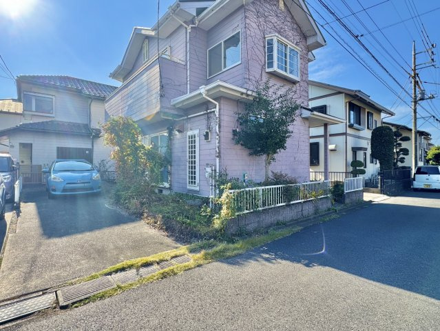 守谷市松前台中古戸建の駐車場