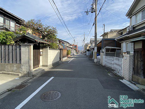紫竹上芝本町 中古戸建の前面道路含む現地写真