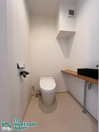 紫竹上芝本町 中古戸建のトイレ