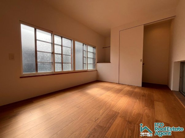 紫竹上芝本町 中古戸建の洋室