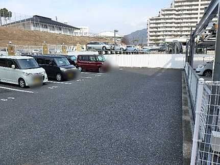 パークヒルズ高陽グランドステージの駐車場