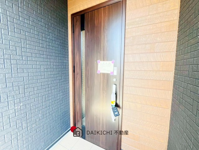 【玄関】 | 桶川市下日出谷　新築戸建　全1棟　1号棟
