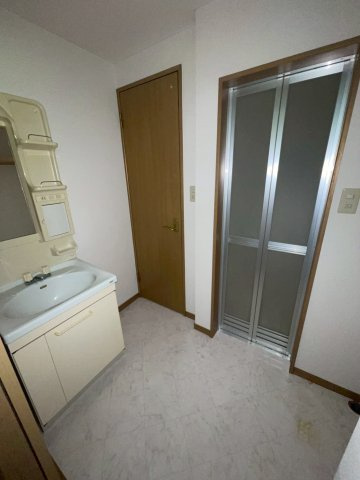 鳥栖市村田町のアパートの洗面所