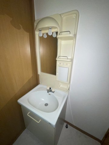 鳥栖市村田町のアパートの独立洗面台