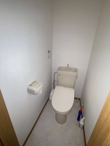鳥栖市村田町のアパートのトイレ