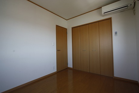 高崎栄町スターレジデンスの洋室